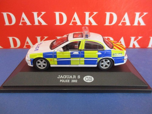 Die cast modellino auto - 1/43,