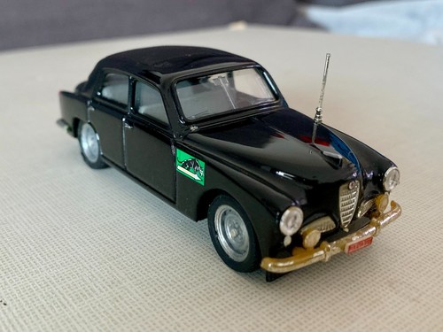 Modellino alfa romeo 1900 - modellino,