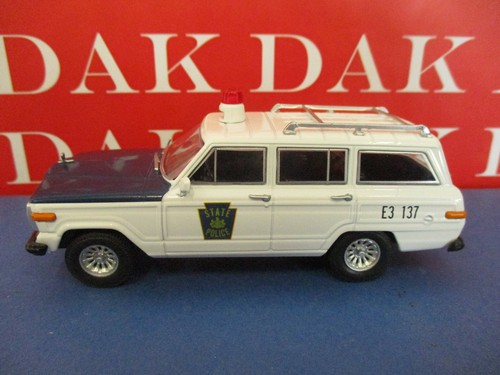 Die cast modellino auto - 1/43,